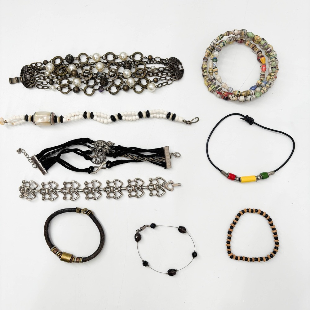 Lot of 9 Womens Fashion Bracelets Beaded Leather Heart Pearl Boho Style Mixed